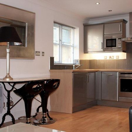 Parks Serviced Apartments Hertford Pokoj fotografie